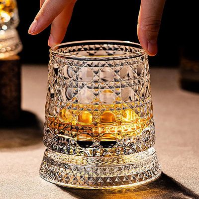 Vaso giratorio de cristal para whisky | GLASORA